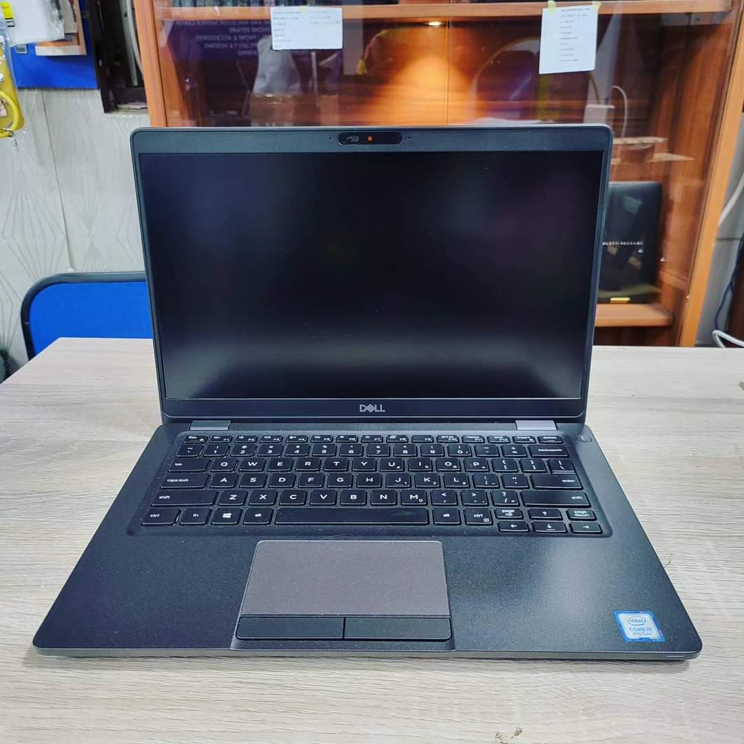 Dell Latitude 5300